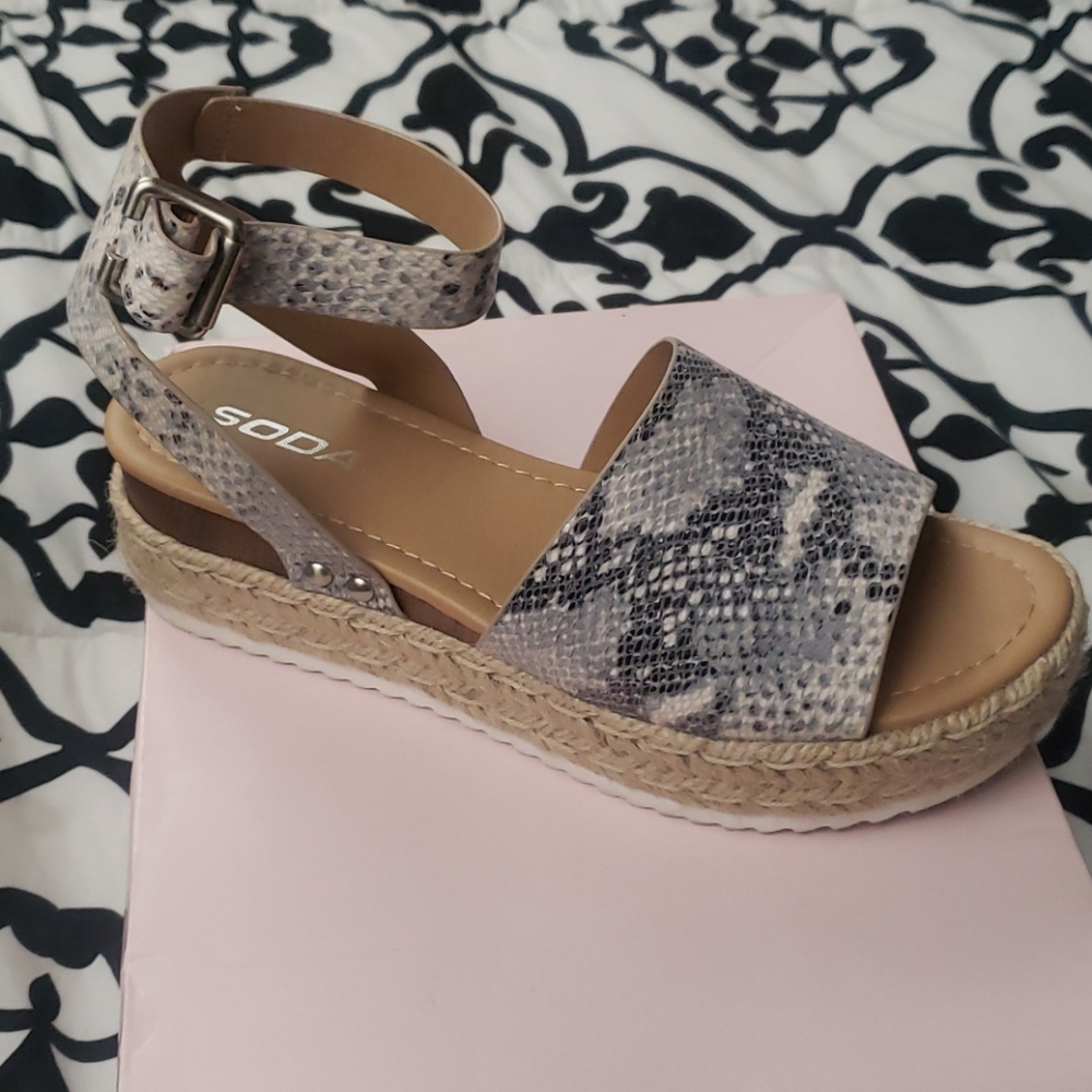 Snakeskin platform espadrilles